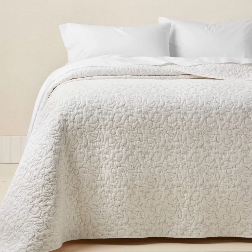 Dove Stitch Quilt Off-white Opalhouse Jungalow Full/Queen Gently Used